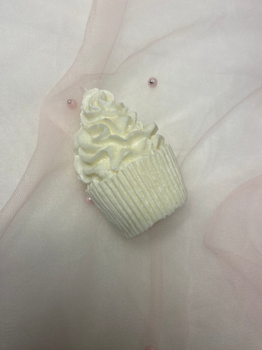 Mini vanilla shimmer cupcake candle
