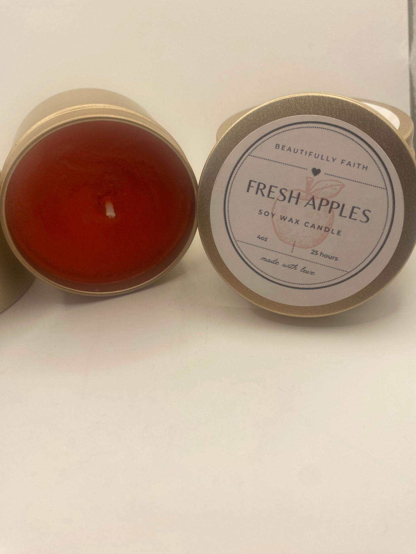 Fresh Apples 4oz Strong scented candle SOY WAX