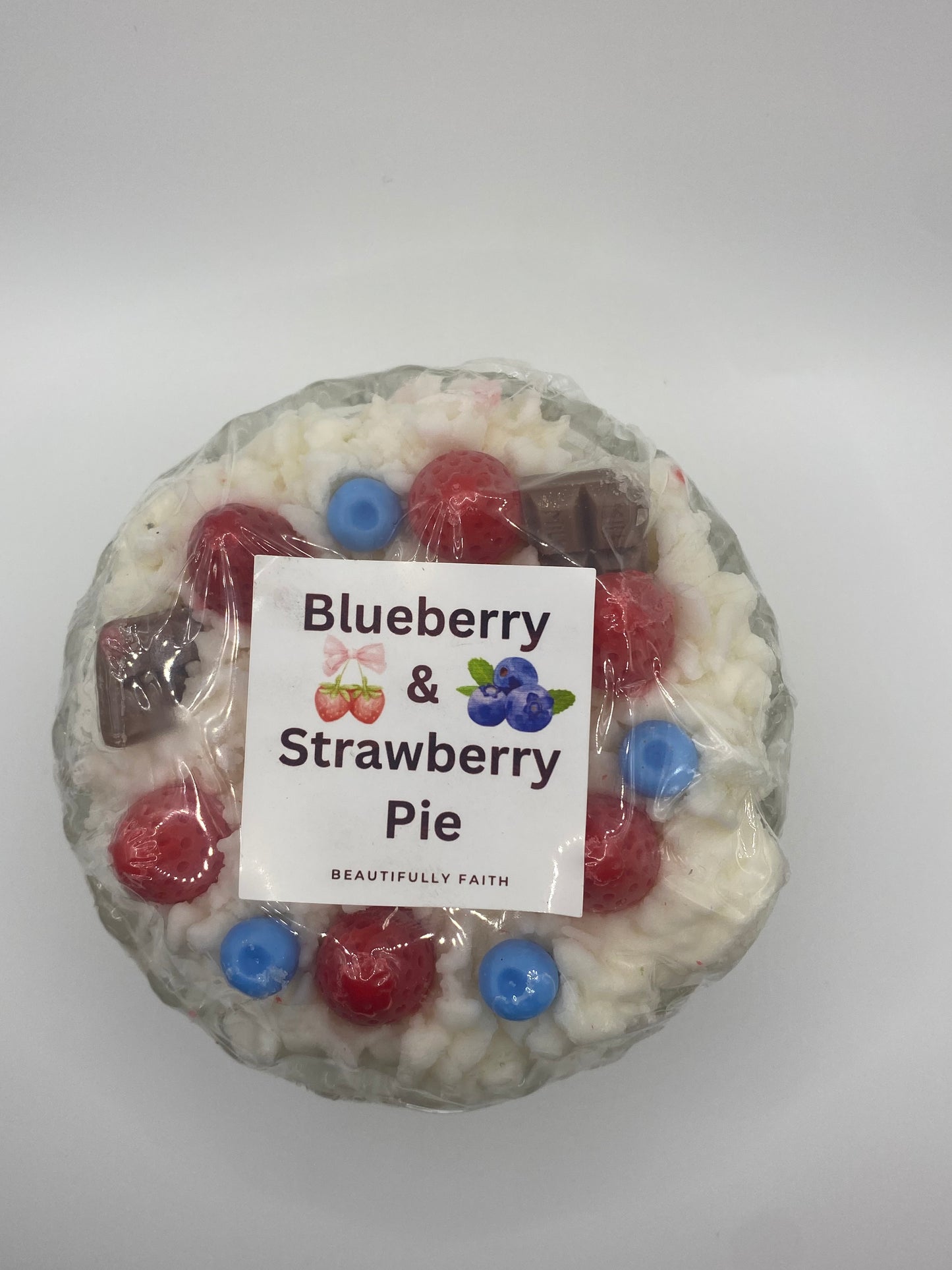 Blueberry and strawberry pie whipped decorative dessert soy wax candle in crystal dish