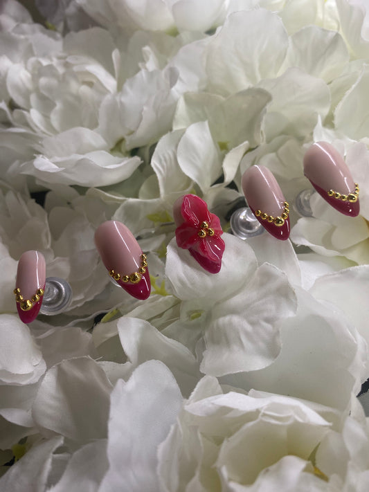 Bold Bloom – 3D Flower Press-On French tip Nail Set with Gold Accents